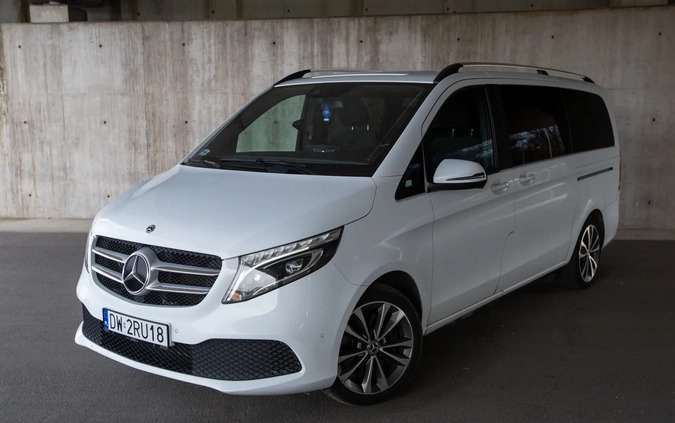 Mercedes-Benz Klasa V cena 219000 przebieg: 148000, rok produkcji 2019 z Wrocław małe 781
